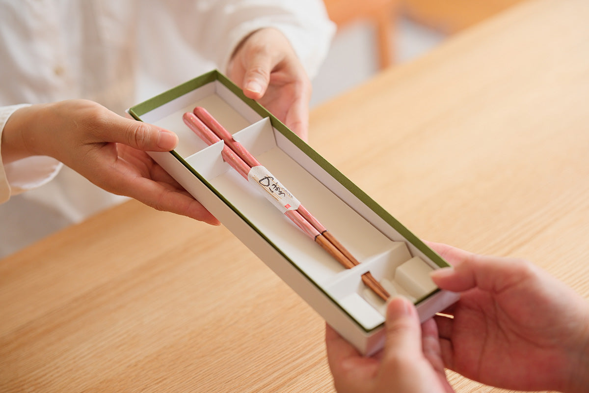 桃山(ももやま) 22~24cm 【若狭塗箸】