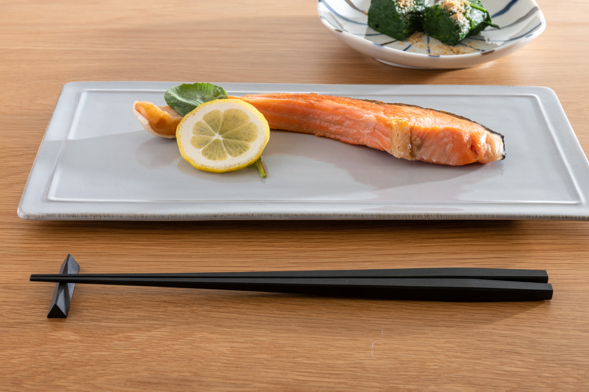 黒燿四角(こくようしかく) 20~24.5cm 専用箸置き・専用ボックス付き 【若狭塗箸】