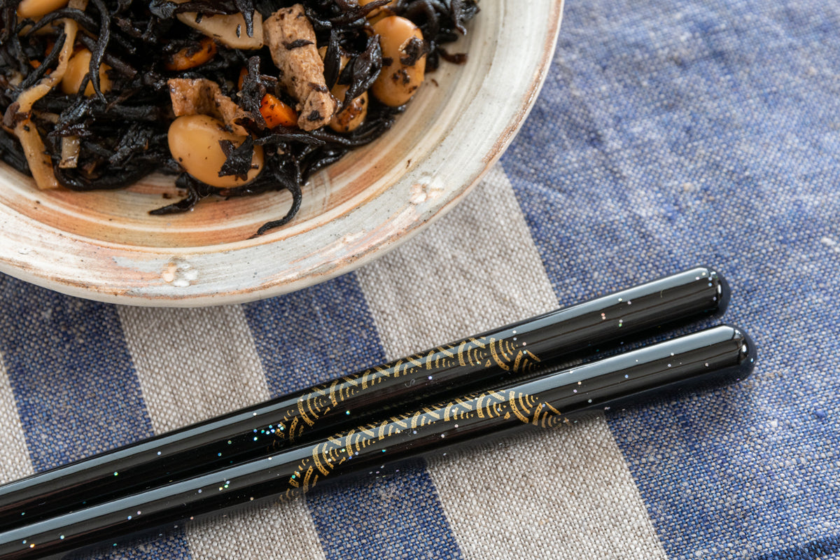 新月(しんげつ) 22~24cm 【若狭塗箸】