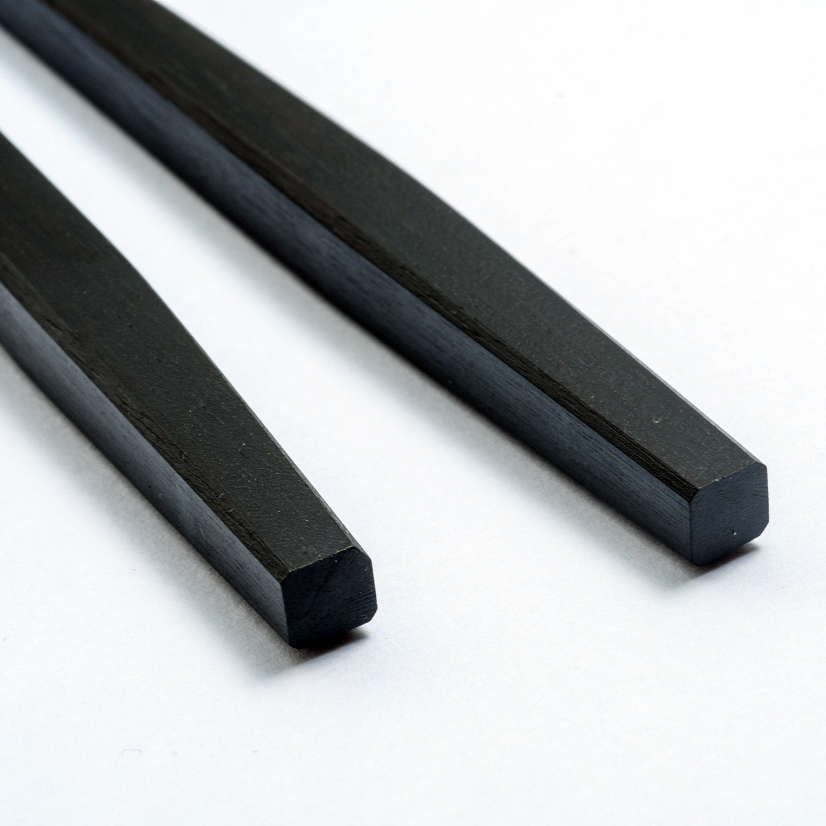 黒燿四角(こくようしかく) 20~24.5cm 専用箸置き・専用ボックス付き 【若狭塗箸】