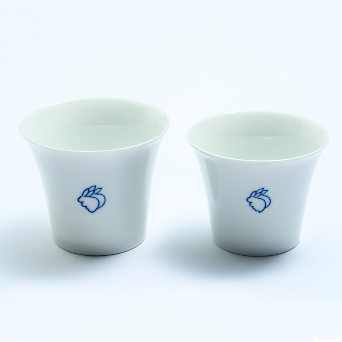 三川内焼 反杯 うさぎ(大)(みかわちやき そりさかずき うさぎ)