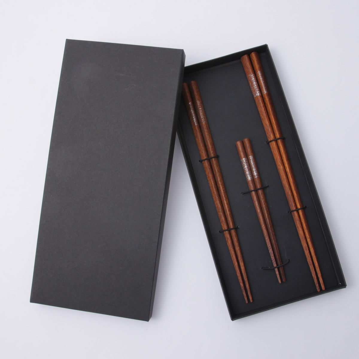 シンプルだけど存在感のある親子おそろい箸